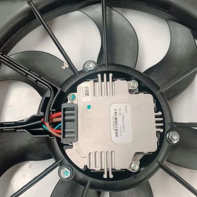 Zwarte plastic radiatorventilator voor JAC S5 1.5T Motor M4 1.9 Motor OEM 1308100U1550