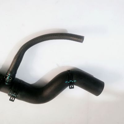 50*30*20 Auto-onderdelen OE nummer 25410-V7121 voor JAC Refine M5 Water Tank Upper Pipe 2016 Jaar