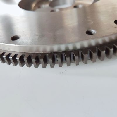 Precieze ontwerp Zilveren stalen vliegwiel voor J3 S3 J5 VVT Motor Autoonderdelen
