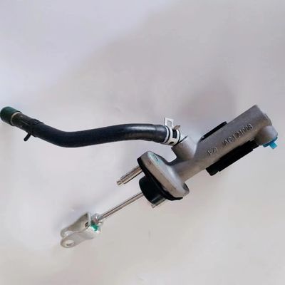 JAC S4 SUV 18.11- Clutch Master Cylinder en Oil Inlet Pipe Assembly OE 1608100U3400