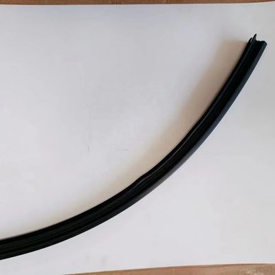 JAC S4 Achterste rechterzijde deur Binnenwater Splitsing strip assemblage OE 6204240U3400 0,3 kg