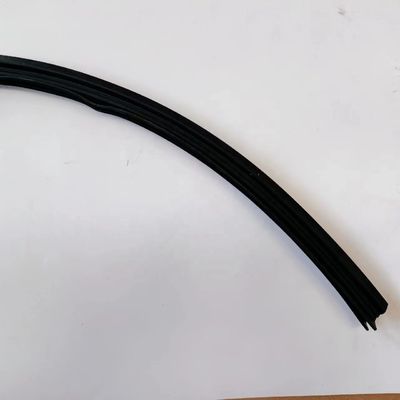 JAC S4 Achterste rechterzijde deur Binnenwater Splitsing strip assemblage OE 6204240U3400 0,3 kg