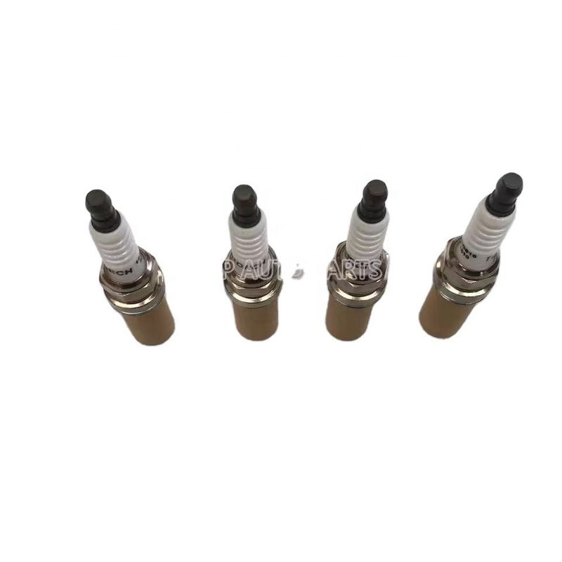 JAC J3 J5 J6 S3 VVT Motor Spark Plug 10 sets Autoonderdelen met OE-nummer 1026080GG010