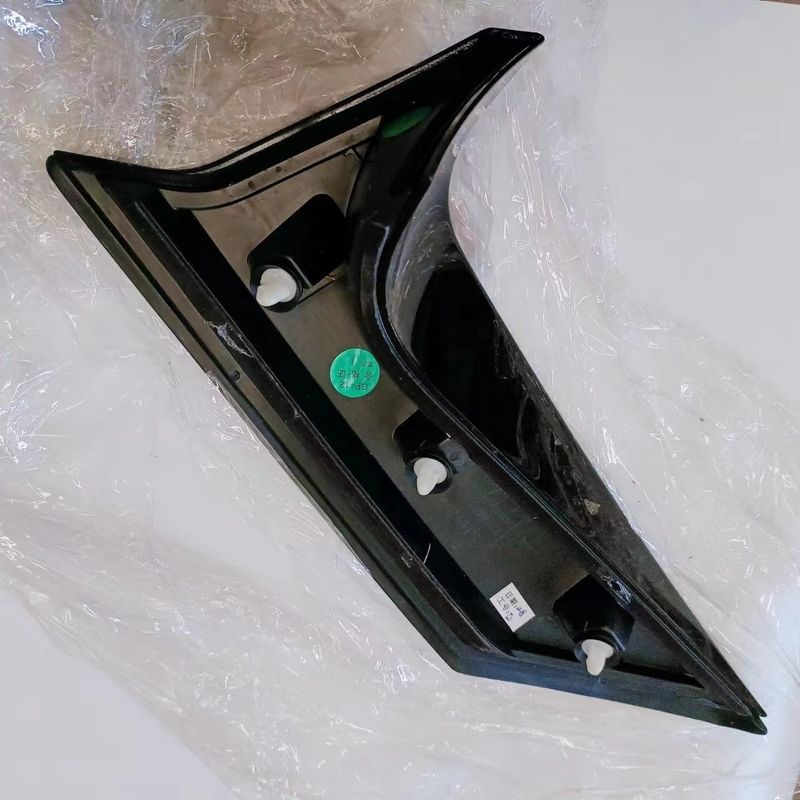 OE 5705400U3400 Autoonderdelen voor JAC S4 Rechter Achterruit Trim Panel 1e generatie SUV